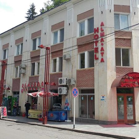 Alma-Ata Hotel Borjomi Dış mekan fotoğraf