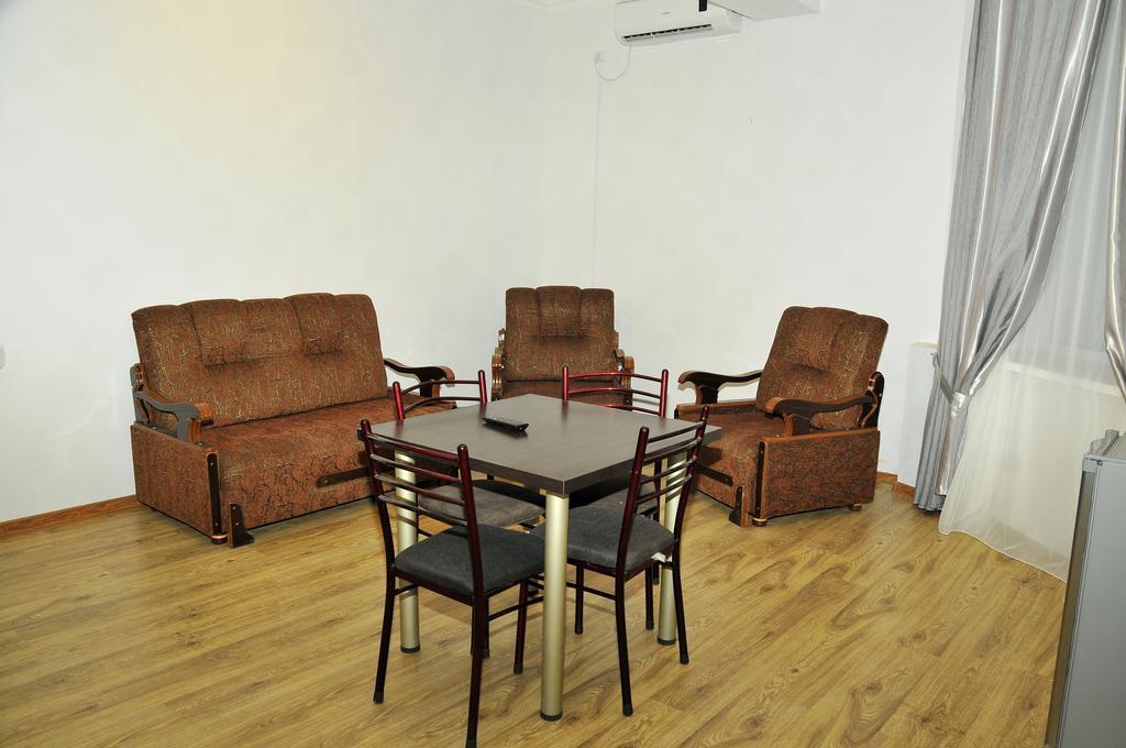 Alma-Ata Hotel Borjomi Oda fotoğraf