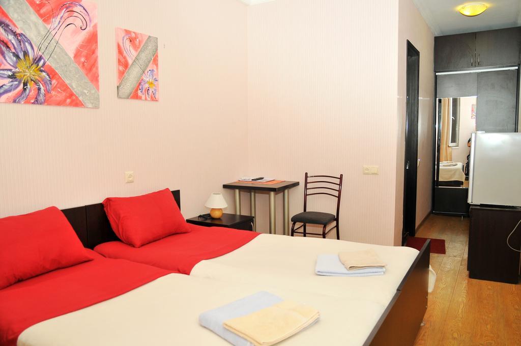 Alma-Ata Hotel Borjomi Oda fotoğraf